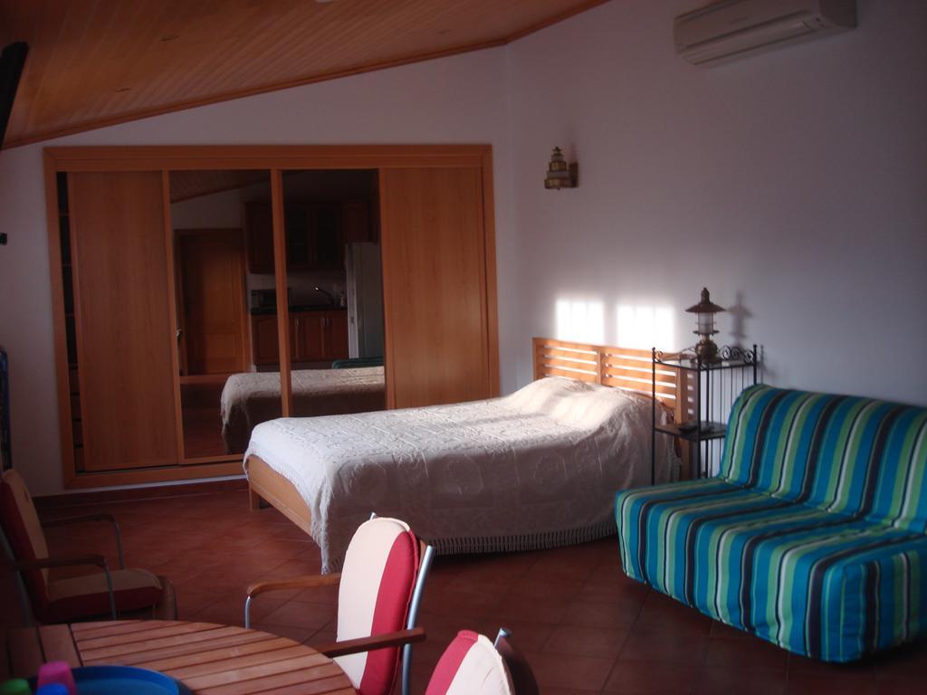 Dos Olivais Apartment Azeitao